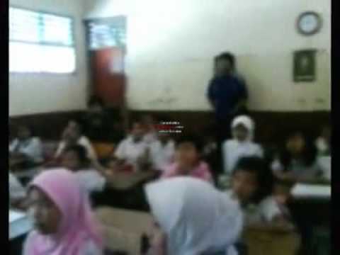laruku flowers for basic school djatidangers.mp4