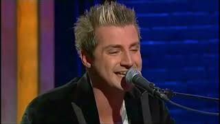 Download lagu Secondhand Serenade - Fall For You (Live At Late Night With Conan O'Brien 02/22/2008) mp3