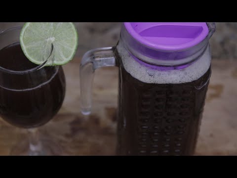 SUCO DE TAMARINDO COM HORTELÃ E LIMÃO