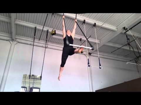 Beginner tricks on static trapeze