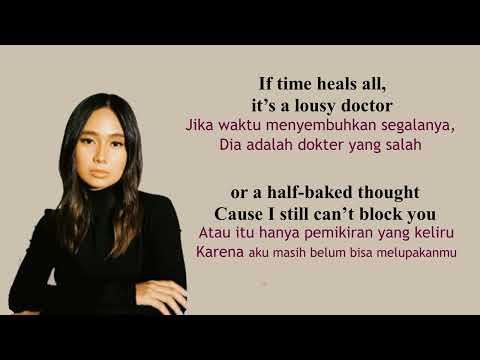 NIKI - Paths | Lirik Terjemahan