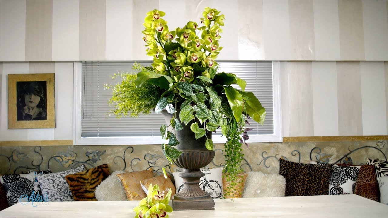 Artificial Foliage and Fresh Flowers 'Stand-by' Design Floristry Tutorial