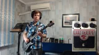 Video thumbnail for EHX Vintage: Modern Big Muff V9 vs OpAmp Big Muff V4 vs Old Little Big Muff by Nordfield Live