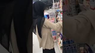 Download lagu cewek halu lagi belanja di Alfamart mp3 Download lagu cewek halu lagi belanja di Alfamart mp3