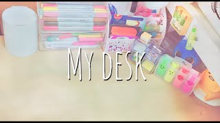 【リクエスト】机紹介※汚いです。✍️