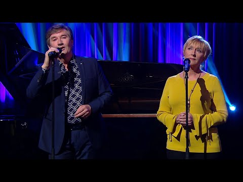 Daniel & Majella O'Donnell 'Remember Me' | The Late Late Show | RTÉ One