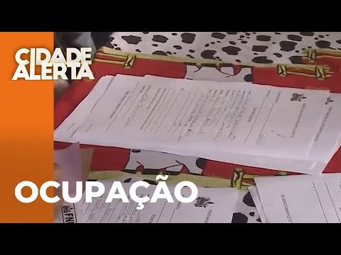 Movimento de pessoas sem moradia ocupa prédios em construção