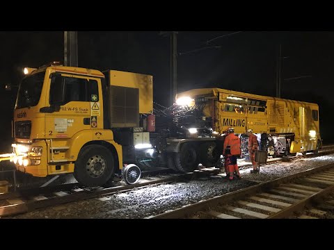 Vossloh out and about in Amsterdam with the SF02 W-FS rail milling truck