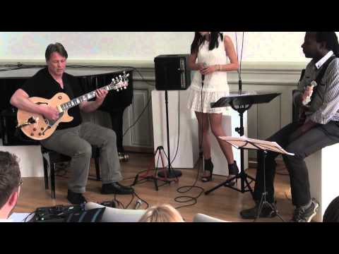 Ro Gebhardt playin Ibanez GB10 and AER cheeky d. on "Spain"