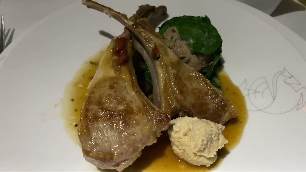 Air France La Première Lounge (Concourse K) thumbnail