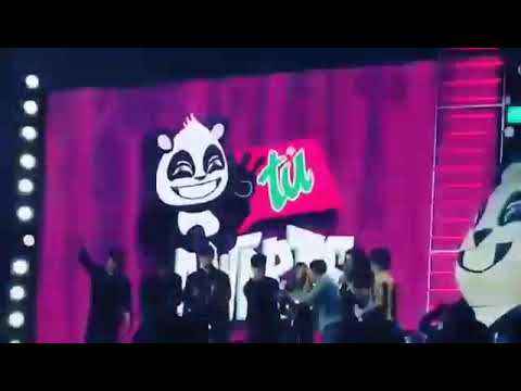 Tu Awords-CD9 y Ana Mena le mandan un saludo a Lali(Prohibido Remix)