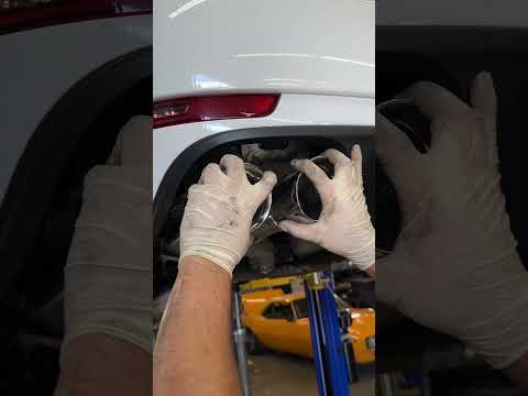 Thumbnail for Porsche Macan Muffler Delete | #shorts #porsche #exhaustsound by Porsche Macan