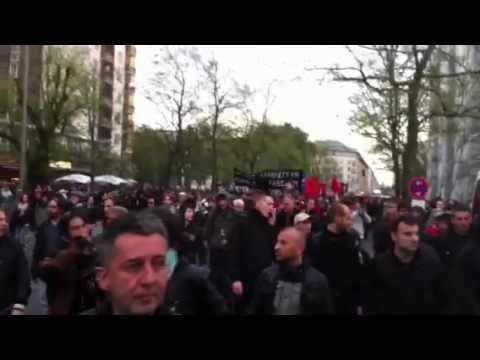 1. Mai 2013 in Berlin - "Revolutionäre 1. Mai-Demonstration" auf der Oranienstraße