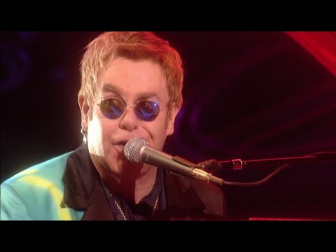 Elton John FULL HD - Tiny Dancer (The Red Piano, Las Vegas | 2005)