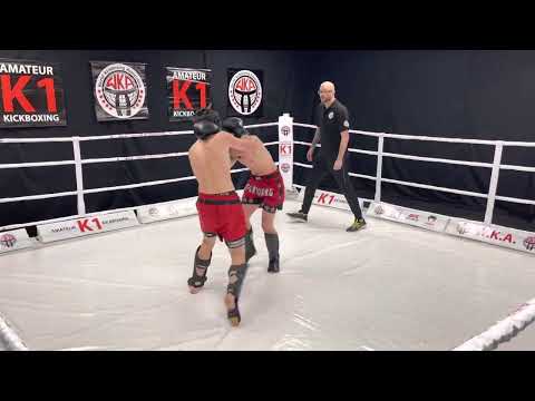 WKA Amateur English Middleweight Title ( K1-Light ) : Callum Pace vs Ali Malik - Round 1.
