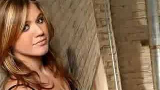 Kelly Clarkson and Natalie Brown