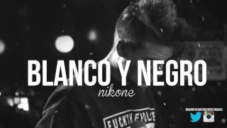 NIKONE - BLANCO Y NEGRO