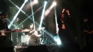 Savages - I Need Something New + Evil (Ferrara 2015)