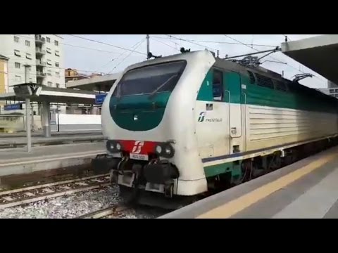 E.403-003 + CARROZZE UIC-X ICN PARTENZA STAZIONE DI MILANO PORTA GARIBALDI
