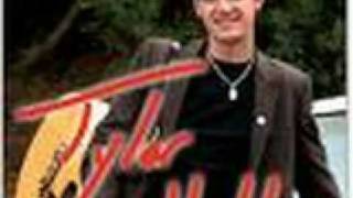 Tyler hilton~Its only love