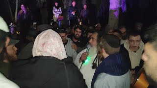 הרב שלום סבג ✨ תיקון הכללי🔥⚡🎷🪘 קבר מתיתיהו 🇮🇱יב' בטבת ה'תשפ'ו  (הרב שלום סבג) - התמונה מוצגת ישירות מתוך אתר האינטרנט יוטיוב. זכויות היוצרים בתמונה שייכות ליוצרה. קישור קרדיט למקור התוכן נמצא בתוך דף הסרטון