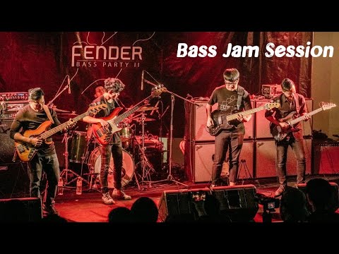 May Patcharapong - Adventure Time " Fender Bass Party 2017 @ Rockademy Thailand