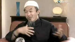 Islam under MicroscopeA Unique Life ExperienceSheikh Hussain Yee, Salem al-Amry and Riaz Ansary share with us some of thei...
