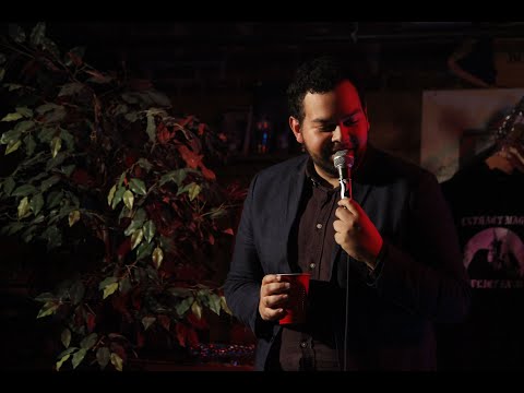 Episode 47: Travis Lindsay - Comedian