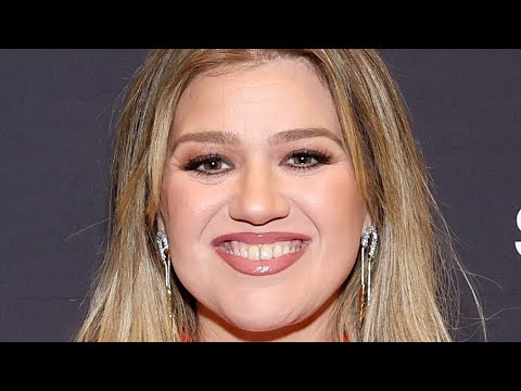 Kelly Clarkson Looks Totally Unrecognizable After Weight Loss Transformation