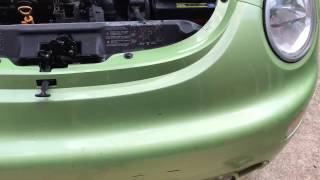 Changing the crank position sensor on a Volkswagen Beetle