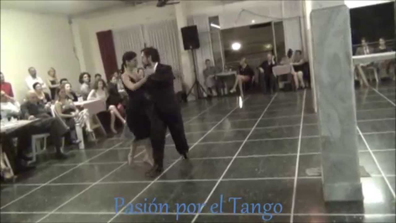 MARIELA SAMETBAND y GUILLERMO BARRIONUEVO Bailando el Tango TODO ES AMOR en FLOREAL MILONGA