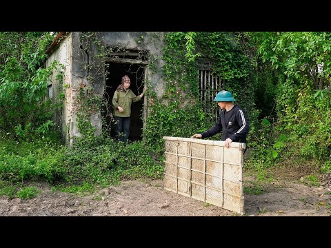 Kind young man helps a homeless single mother find a home to get through the cold winter.