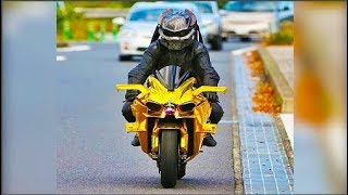 Смотреть онлайн Подборка фейлов на мотоциклах