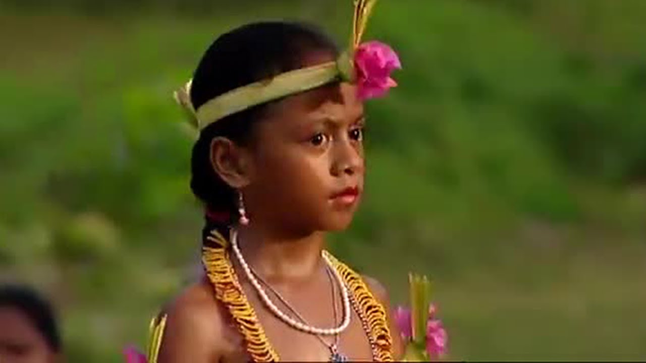 In Search of the Giant Mantra Ray | Pacific Abyss | BBC Earth