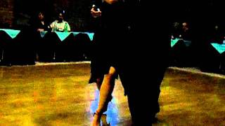 Natasha Lewinger y Oscar "Pancho" Martínez Pey bailan en Vieja Viola 6 Jun 2011