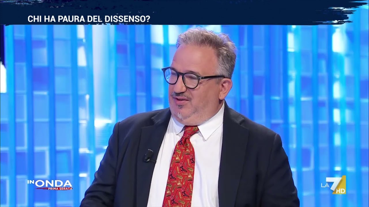 Caso Fakir, Ascanio Celestini commenta le immagini: "Io ho pensato a Federico Aldrovandi"
