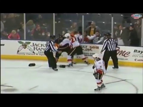 Matt Bailey vs Derek Grant
