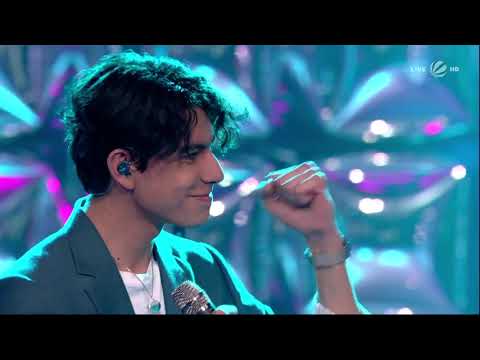 Tosari Udayana Gives Up German Passport and Chooses Indonesian Passport