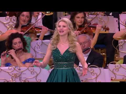 «ЩЕДРИК» - співає українка Анна Рекер під акомпанемент оркестру нідерландського диригента Андре Ріє