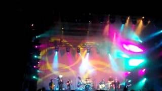 Ali Campbell en Lima (3/5/12)  - PAINT IT BLACK (cover de los Rolling Stones)