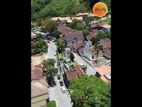 São Pedro da Serra, distrito de Nova Friburgo, pertinho de Lumiar visto do alto. Centrinho.