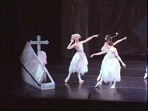 #TrocksAtHome: Les Ballets Trockadero de Monte Carlo: Giselle (excerpt)
