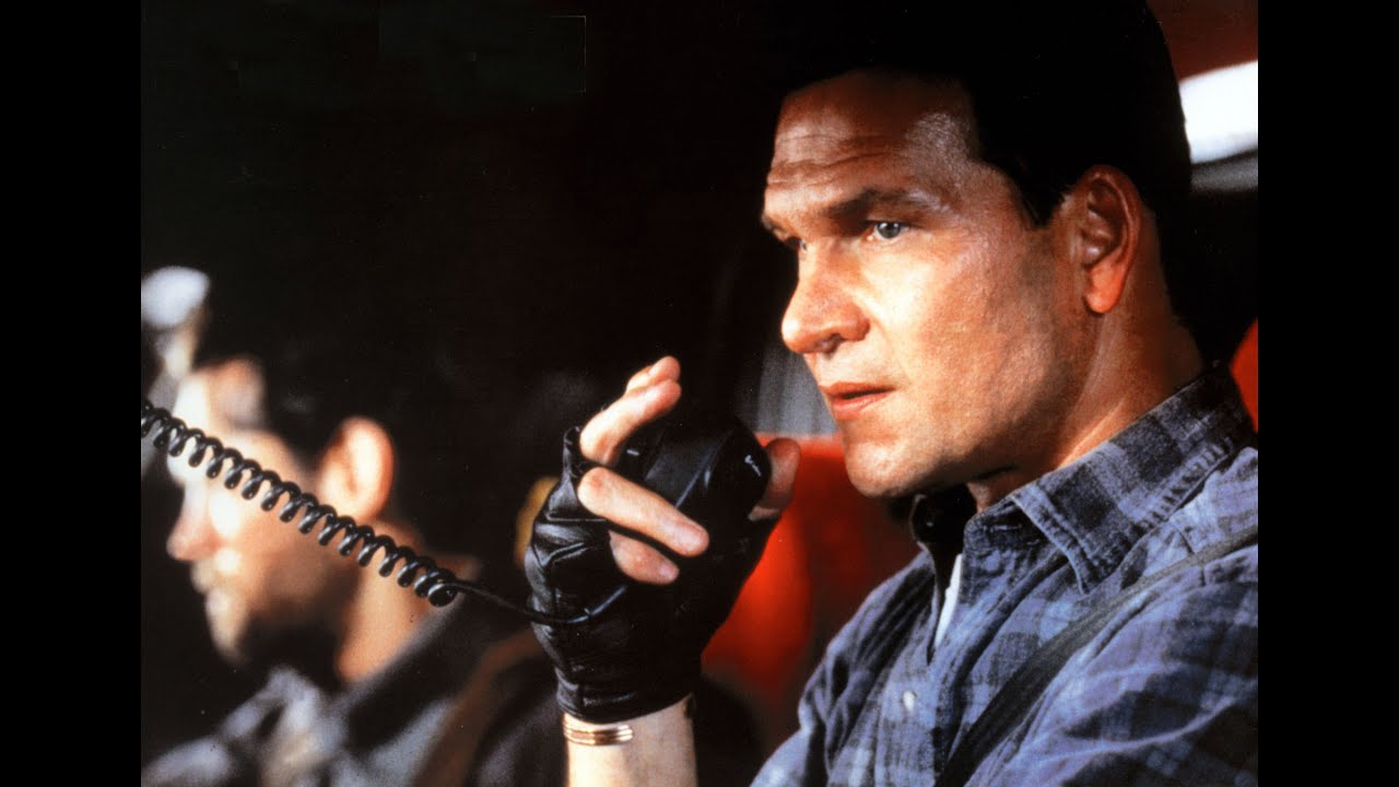 Miniature de la vidéo Black Dog (1998) Bande annonce VF du film Traquer