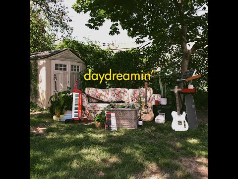 Daydreamin' ft Robotaki - KEI-LI & HMLT | Music Audio