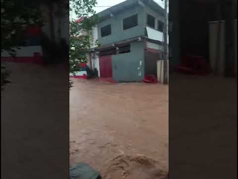 Chuva forte nesta quinta-feira(6.11) atinge Novo Cruzeiro, Catuji e Padre Paraíso, em Minas Gerais