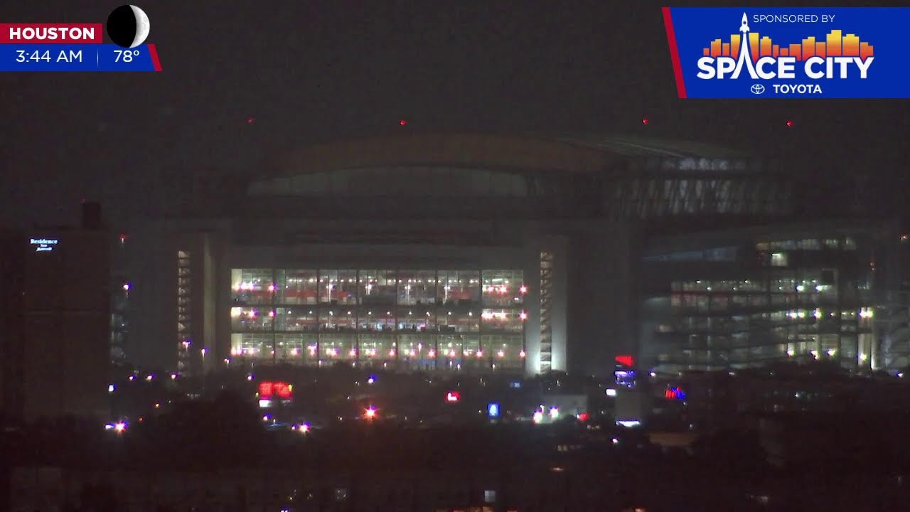 Live webcam view of Houston Skyline from Upper Kirby