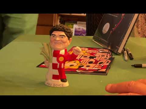 Max Boyce Signing in the Mumbles