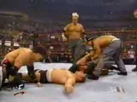 Eddie Guerrero w/ Chyna & Too Cool vs Val Venis & T&A w/ Trish Stratus 7/8/00