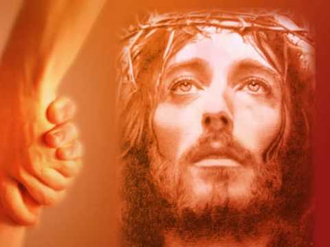 Sursum Corda - Rozpięty na ramionach