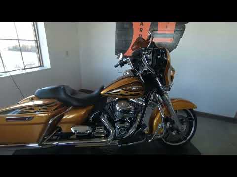 2016 Harley-Davidson Street Glide Special Grand American Touring FLHXS